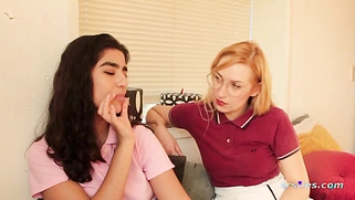 Amateur Lesbian Babes Have Kinky Sex Together