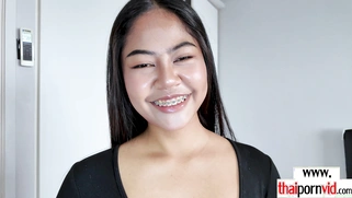 Thai teen Susi masturbating and fucking