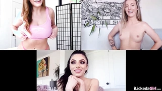 Steamy live chat with my naked big tits best friends