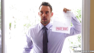 Ariella Ferrera seduces the collector to avoid repossessing her car