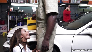 Jade Jantzen gives blowjob and her mom is none the wiser