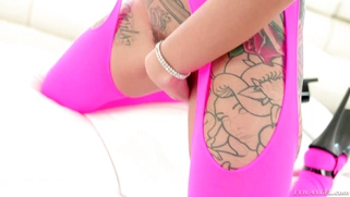 Latina Lily Lane demonstrates her delightful parts