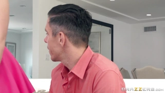 Mandy Muse pulls out his cock and starts sucking it