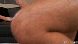 Sheena Shaw lays on her back as he fucks her throat