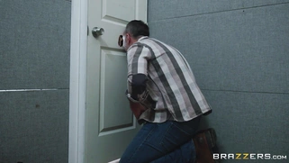 Keiran spies on Ryan Keely playing with her pussy