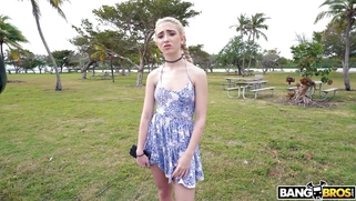 19yo Jane Wilde getting convinced to hop on the bus