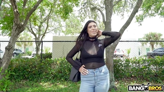 Selene Sinclair got offered some money to date Peter Green