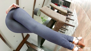 Agness Miller shows off her perfectly shaped ass