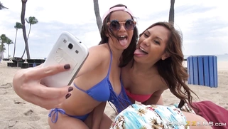 Shae Summers and her friend chilling down at the beach