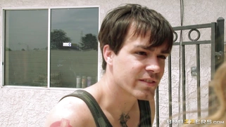 Keisha Grey pops out her big tits and skates with her buddies